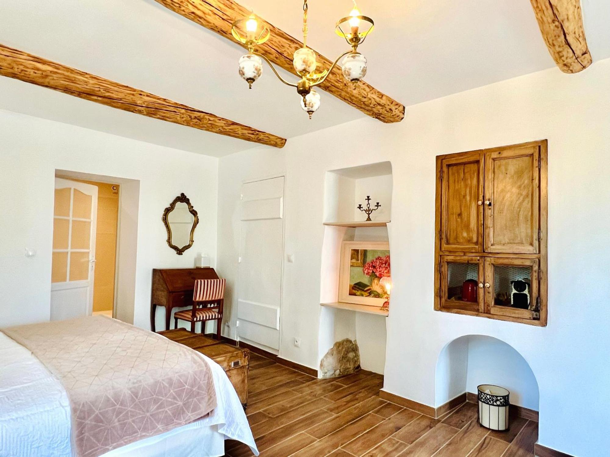 Domaine De La Brave Bed and Breakfast Pernes-les-Fontaines Δωμάτιο φωτογραφία